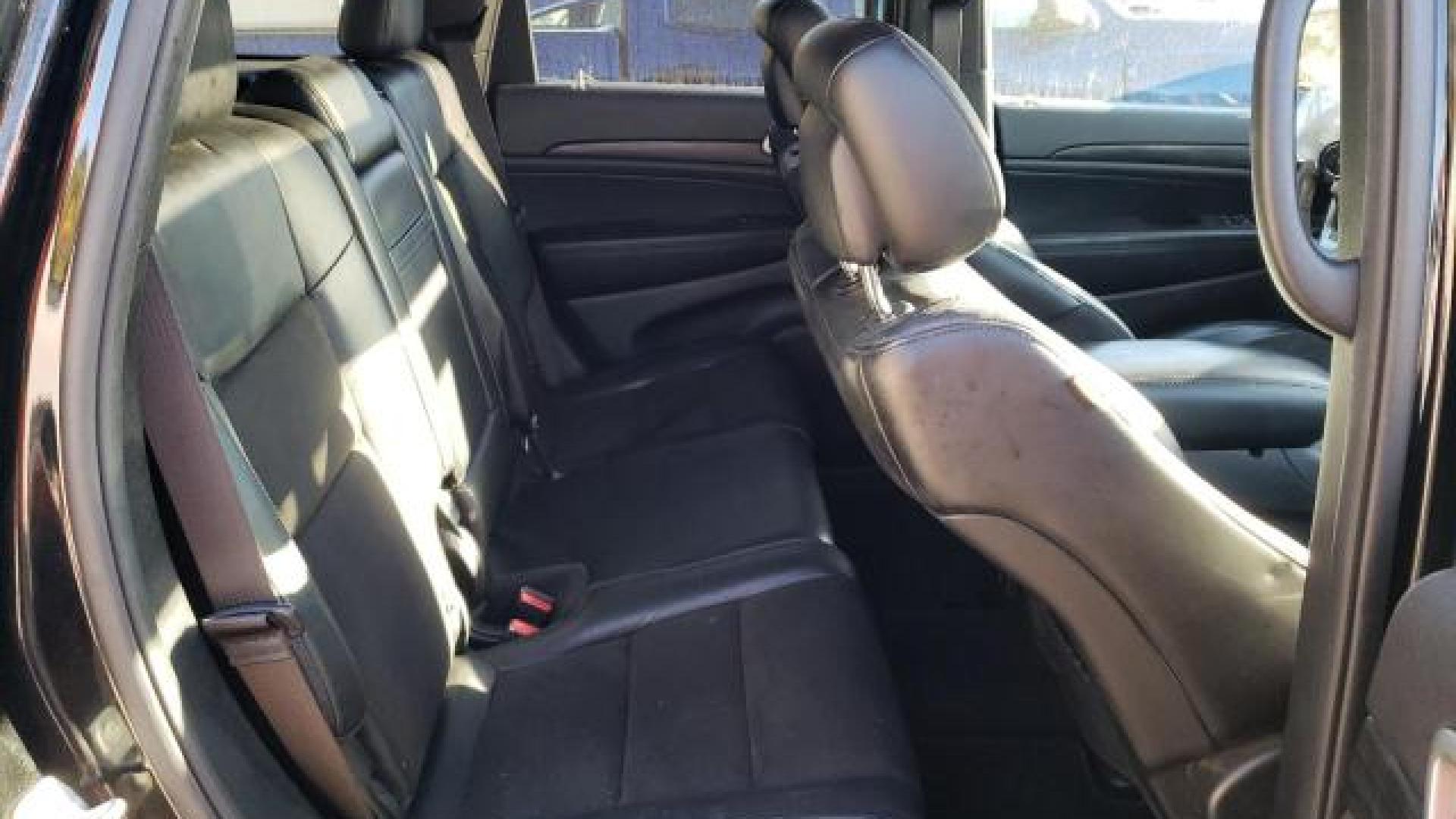 Jeep  - Grand Cherokee - 2019 - Black - 75292314