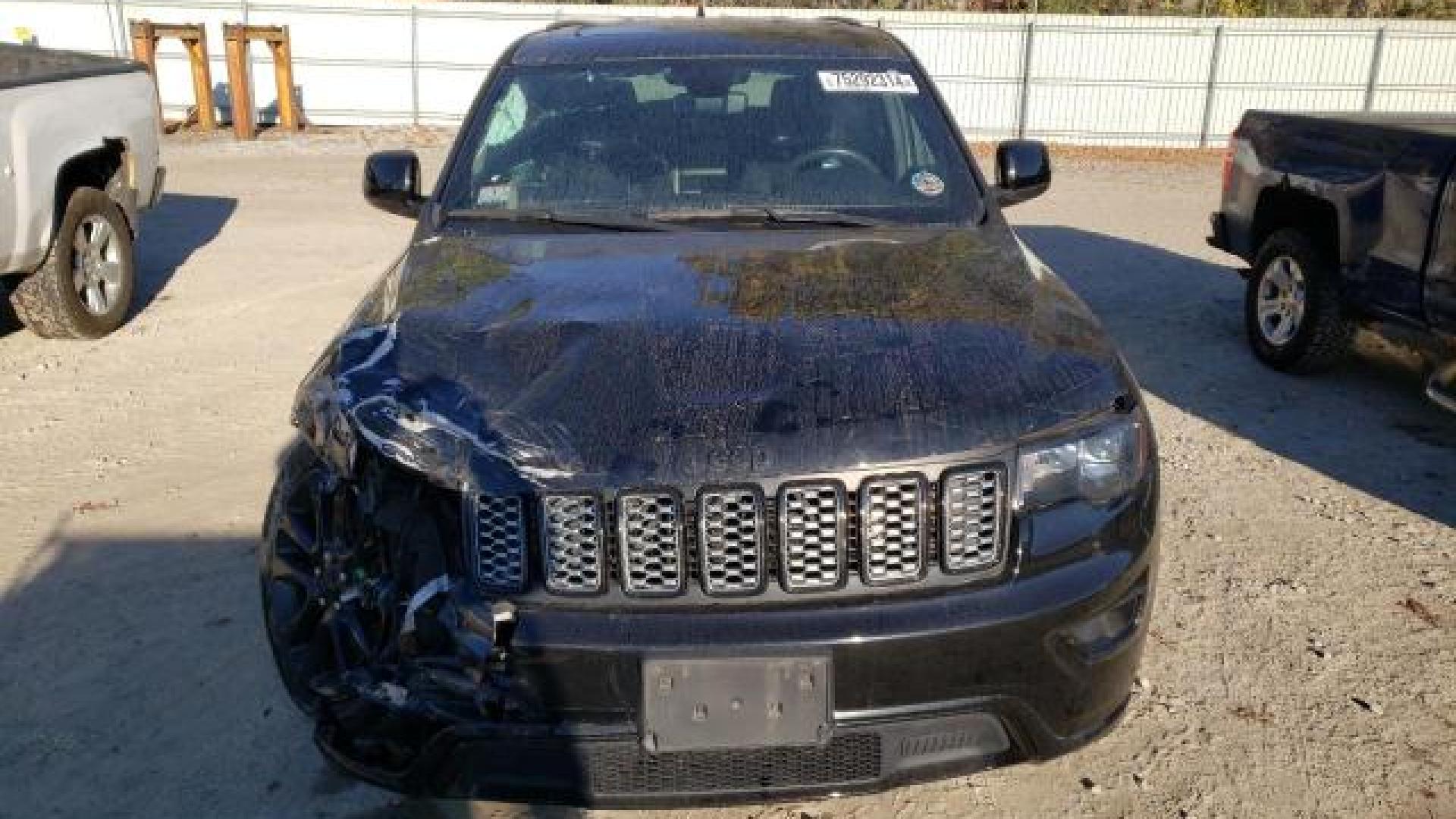 Jeep  - Grand Cherokee - 2019 - Black - 75292314