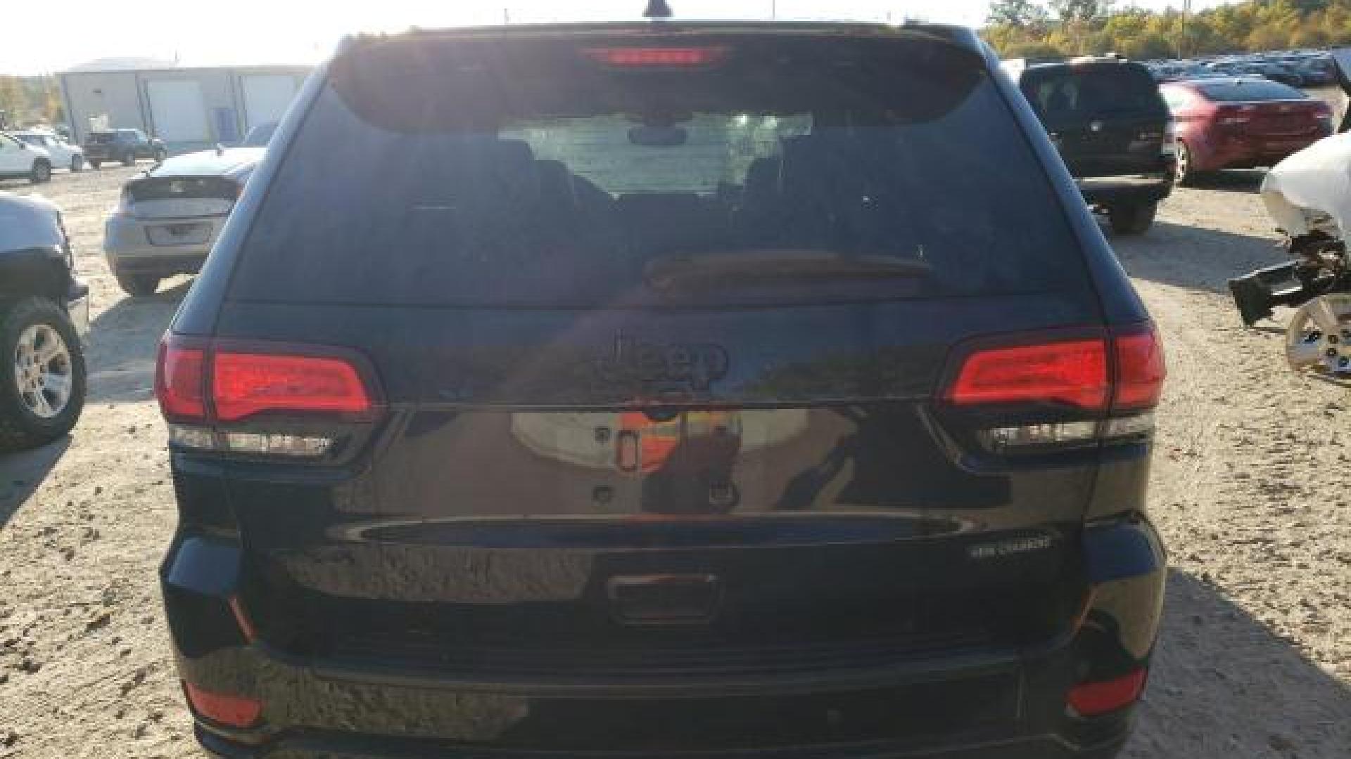 Jeep  - Grand Cherokee - 2019 - Black - 75292314