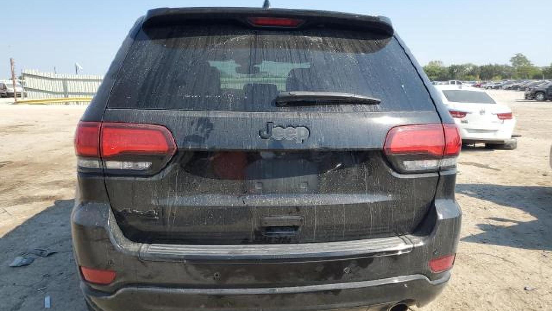 Jeep  - Grand Cherokee - 2018 - Black - 75858344