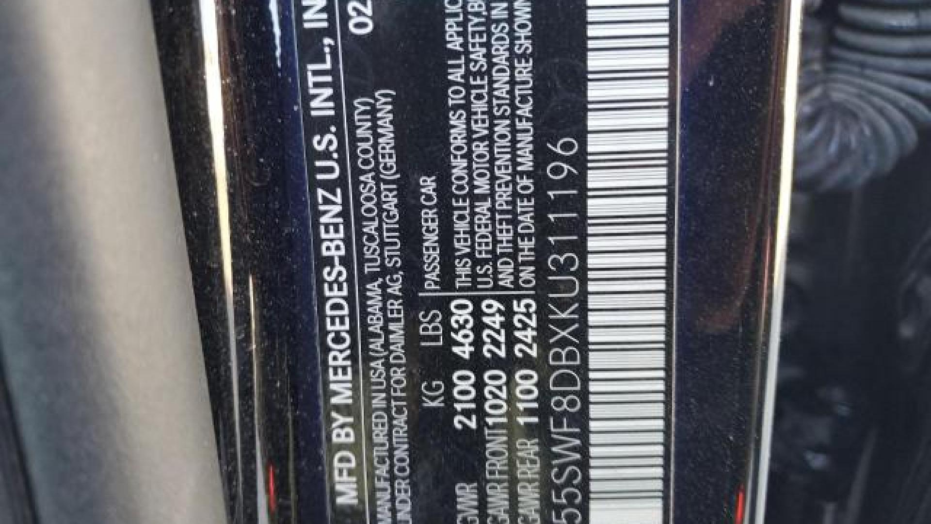 Mercedes - C300 - 2019 - Black - 75881944