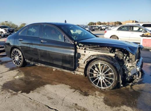 Mercedes - C300 - 2019 - Black - 75881944