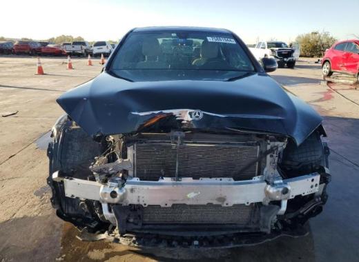 Mercedes - C300 - 2019 - Black - 75881944