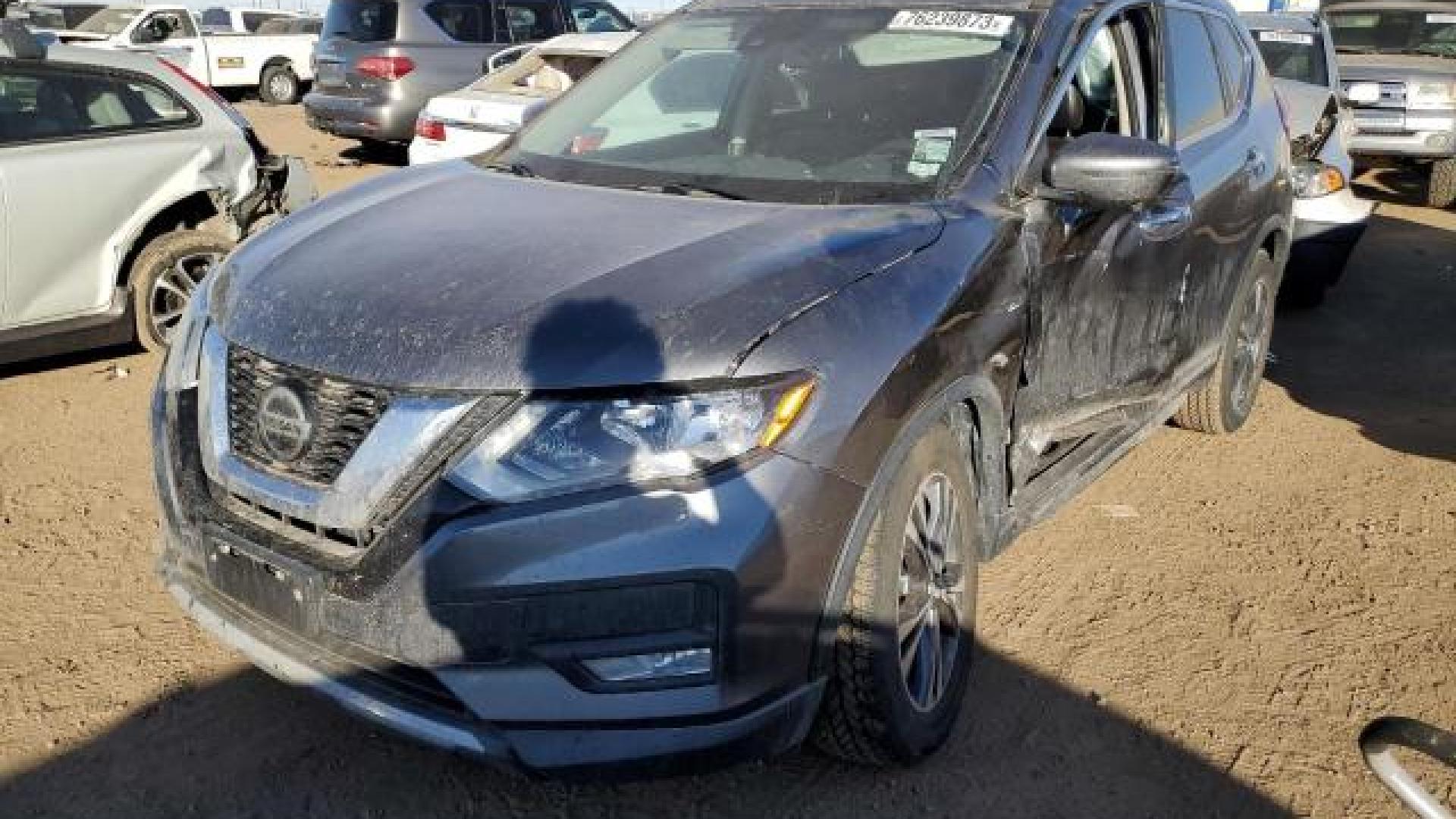 Nissan  - Rogue - 2018 - Grey - 76239873