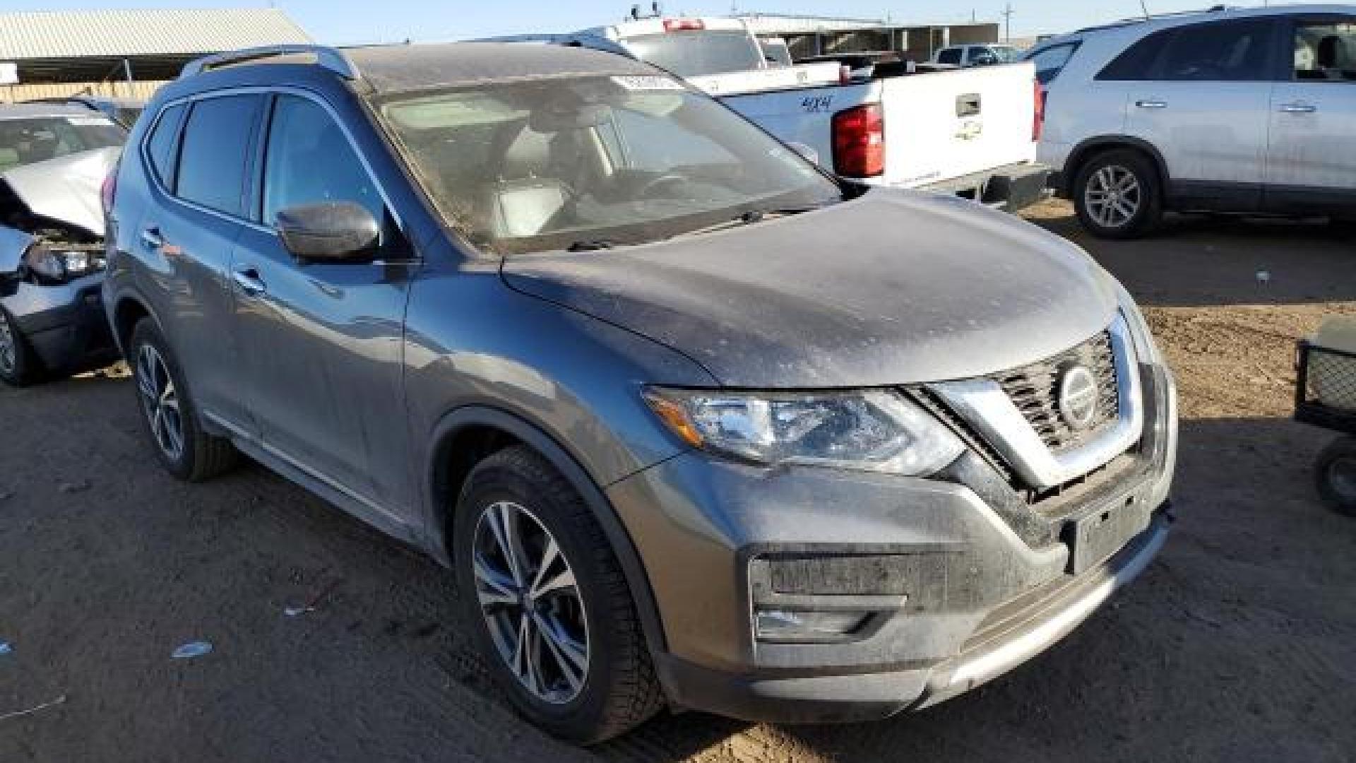 Nissan  - Rogue - 2018 - Grey - 76239873