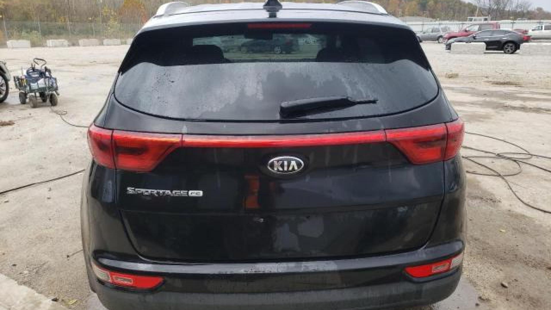 Kia - Sportage - 2017 - Black - 77816684