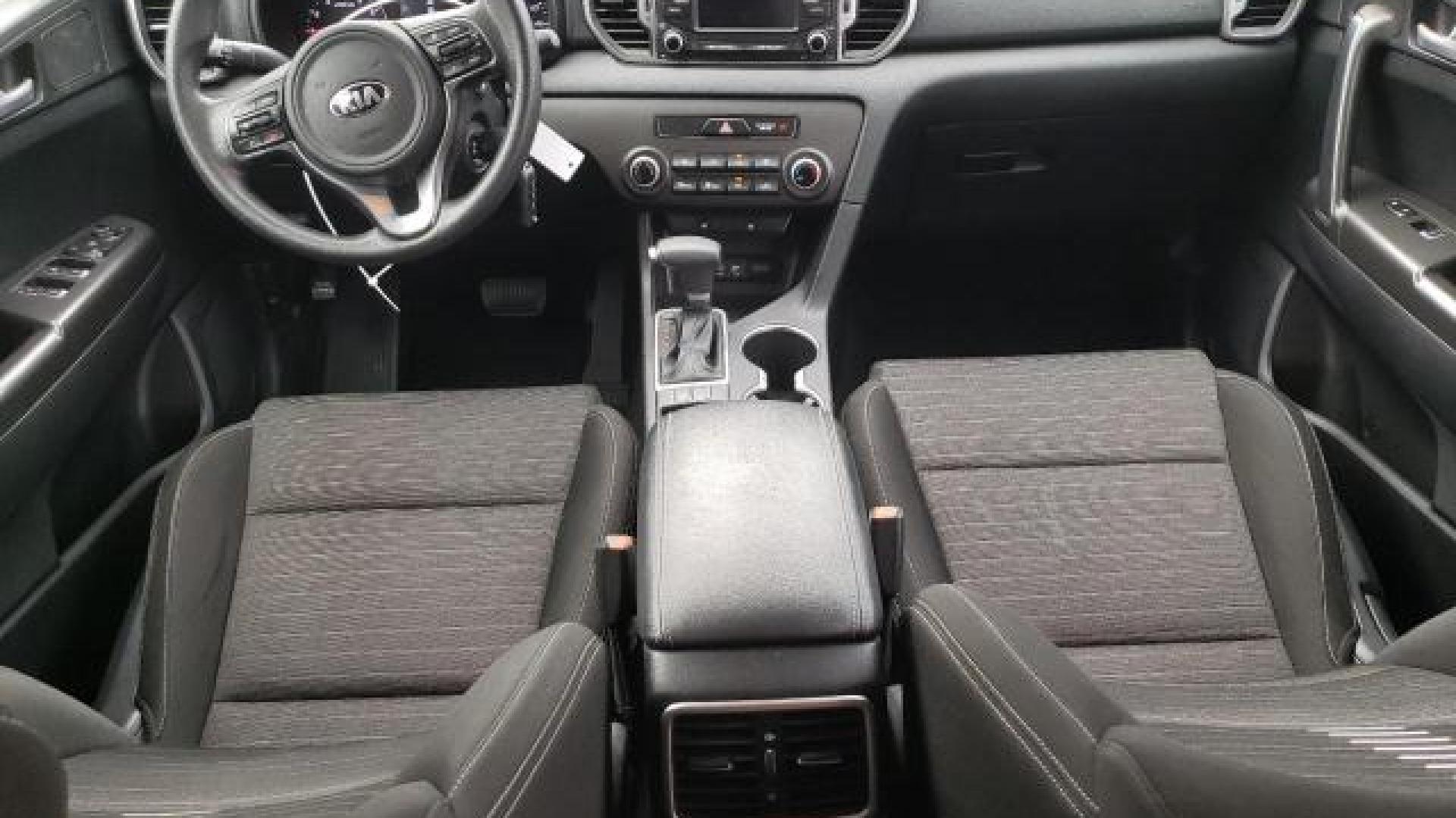 Kia - Sportage - 2017 - Black - 77816684