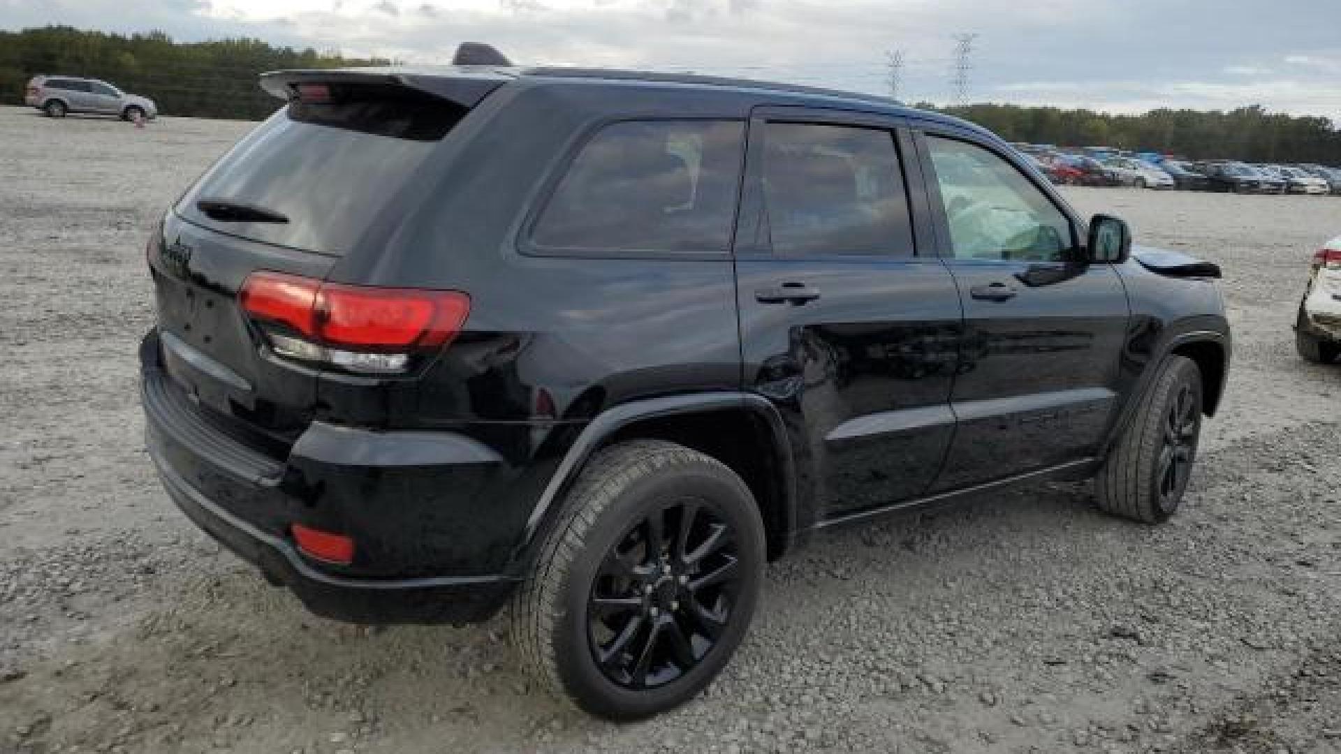 Jeep  - Grand Cherokee - 2019 - Black - 79233144