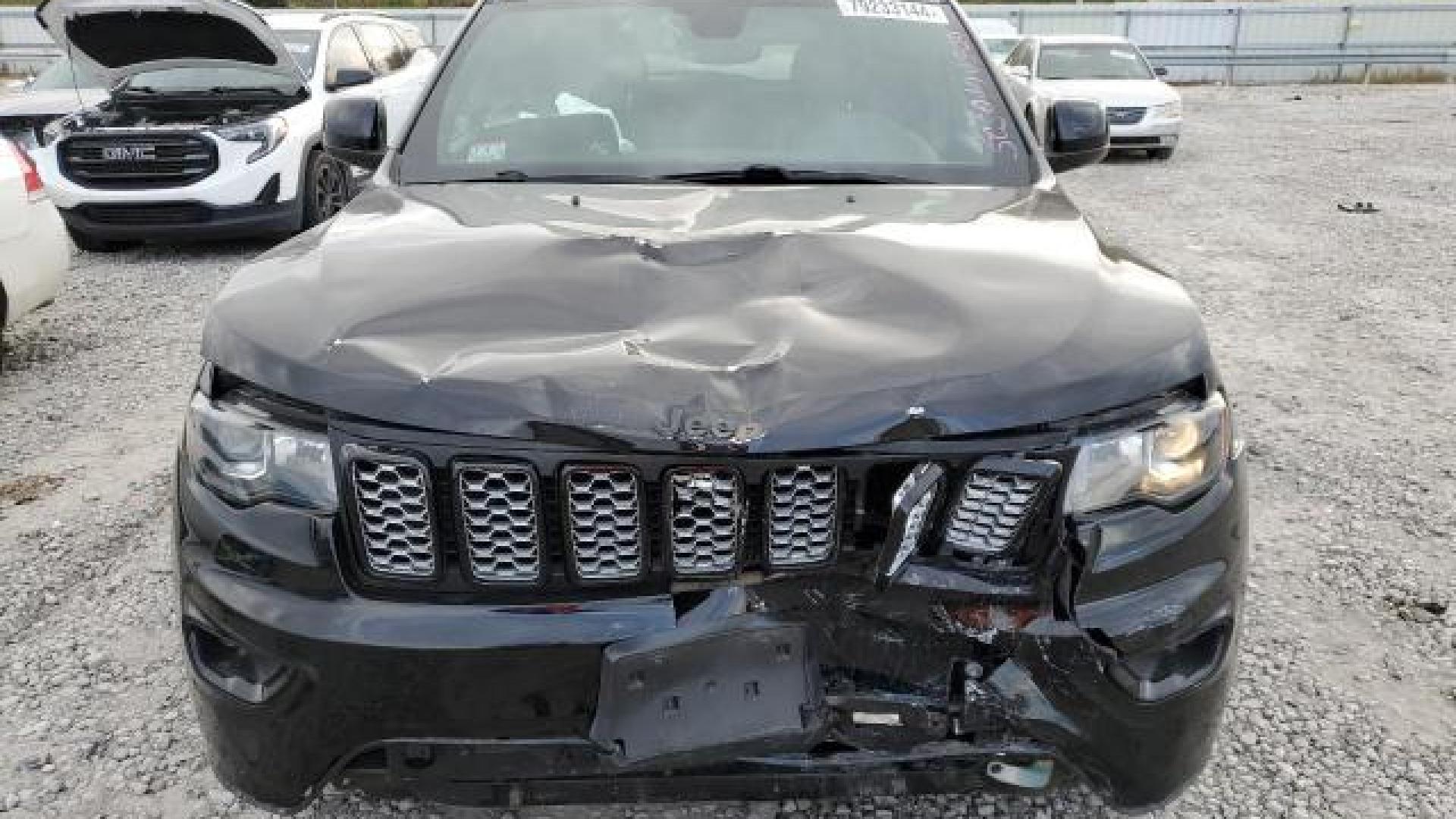 Jeep  - Grand Cherokee - 2019 - Black - 79233144