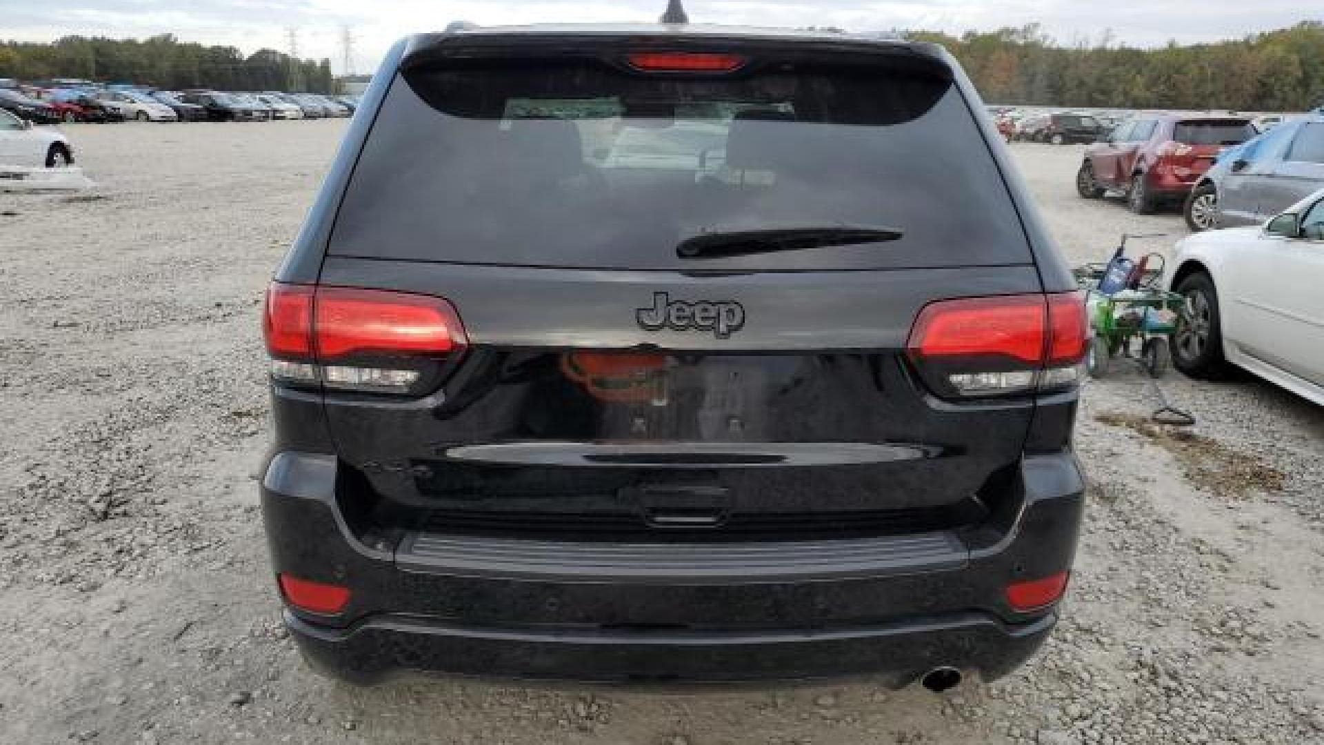 Jeep  - Grand Cherokee - 2019 - Black - 79233144