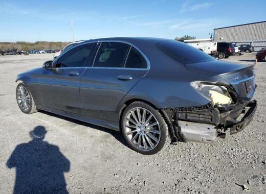 Mercedes - C300 - 2017 - Grey - 79888424