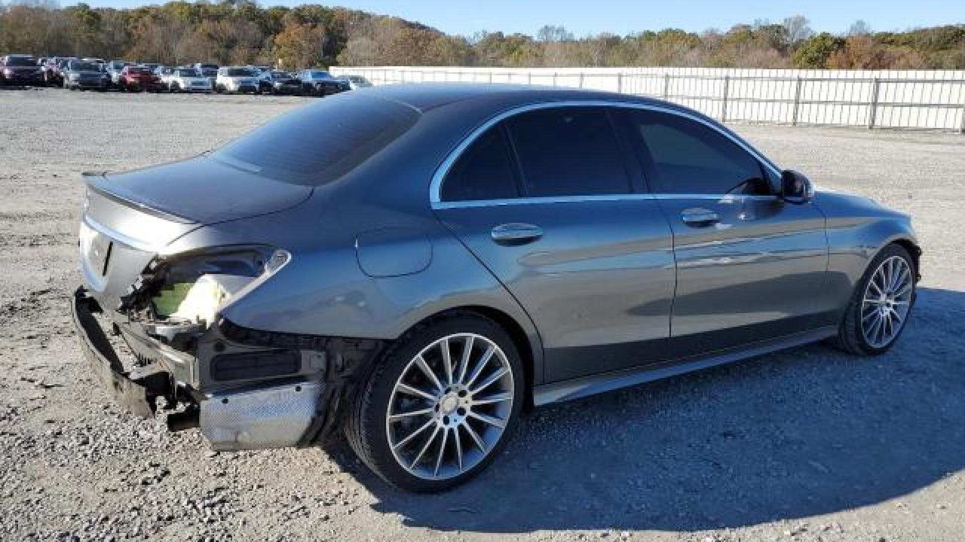 Mercedes - C300 - 2017 - Grey - 79888424