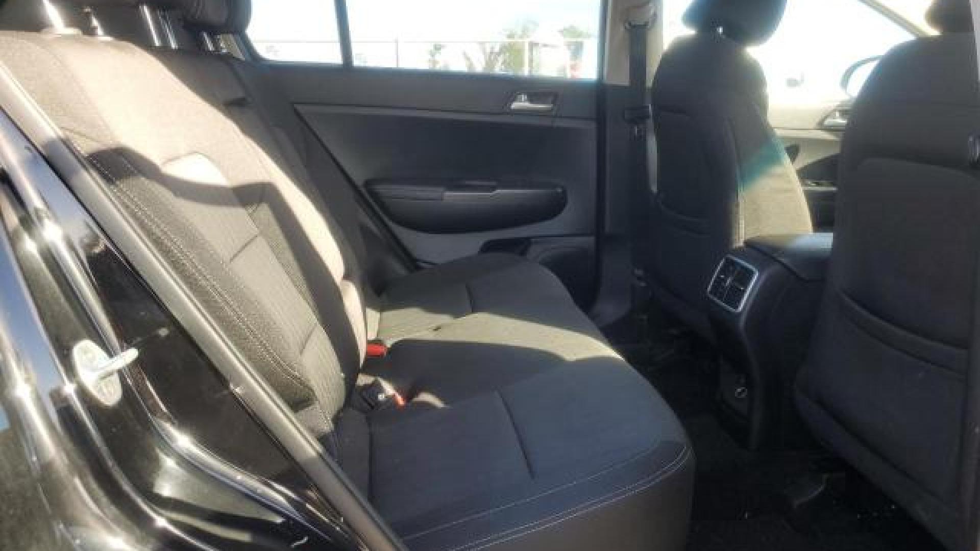 Kia - Sportage - 2019 - Black - 80269404