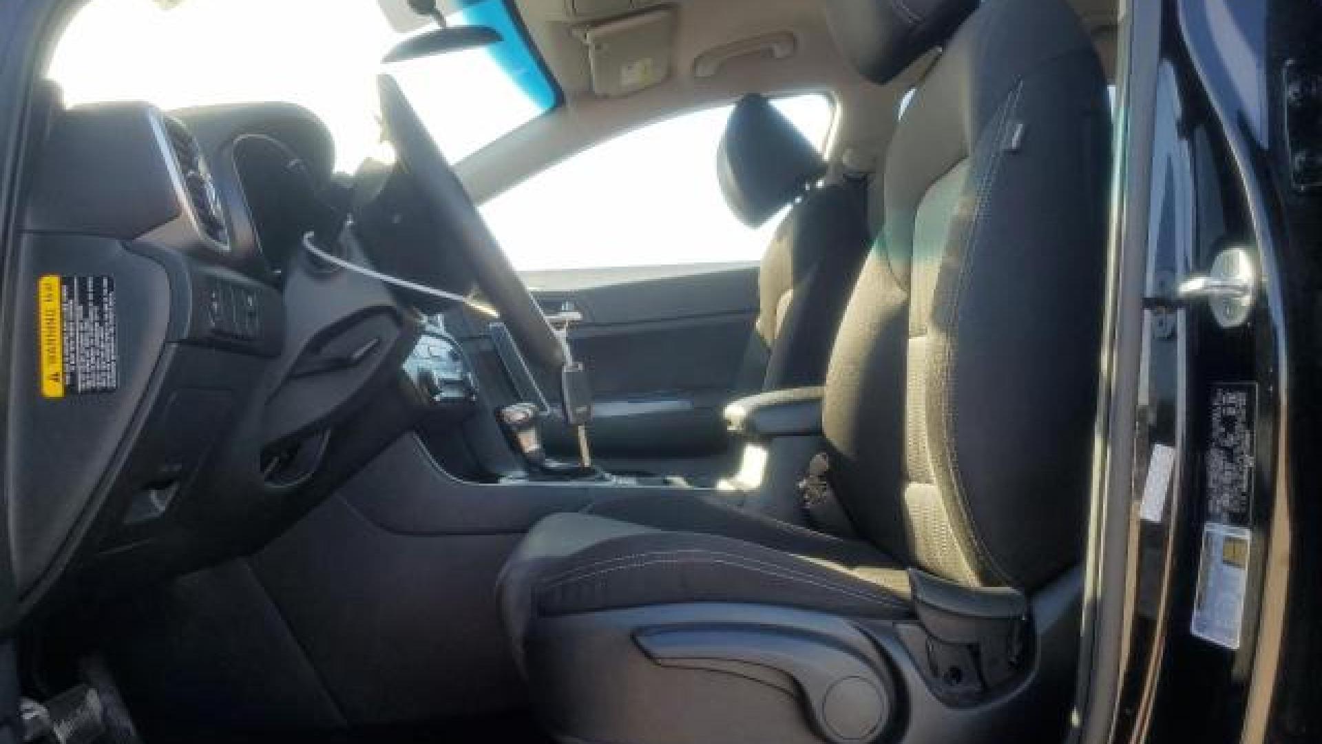 Kia - Sportage - 2019 - Black - 80269404