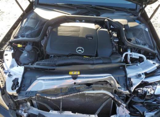 Mercedes - C300 - 2019 - Black - 80871394