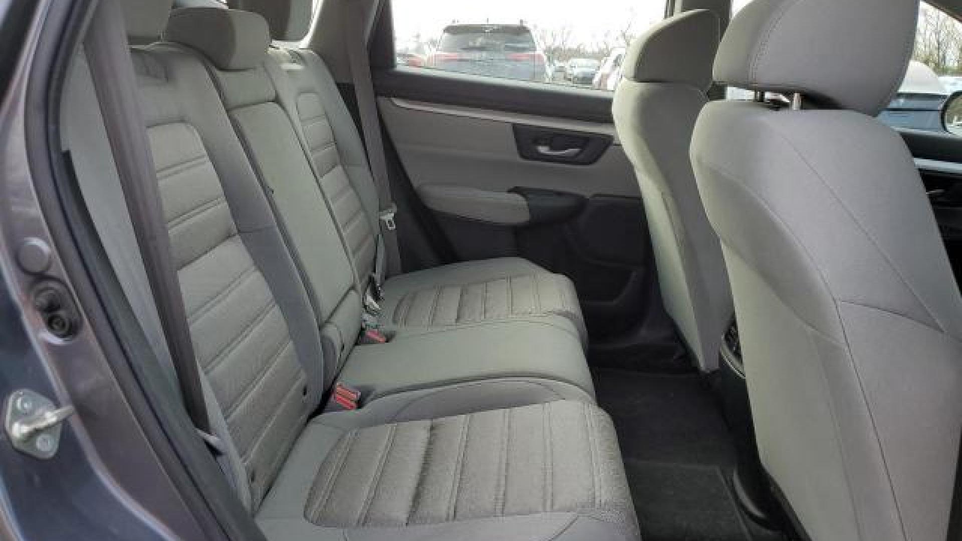 Honda - Cr-V - 2017 - Grey - 81180104