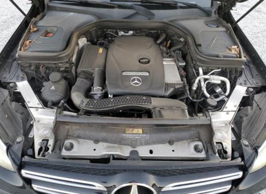 Mercedes - Glc300 - 2018 - Black - 81700824