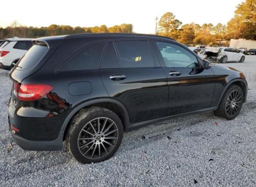 Mercedes - Glc300 - 2018 - Black - 81700824
