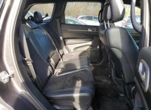 Jeep  - Grand Cherokee - 2017 - Grey - 82425304