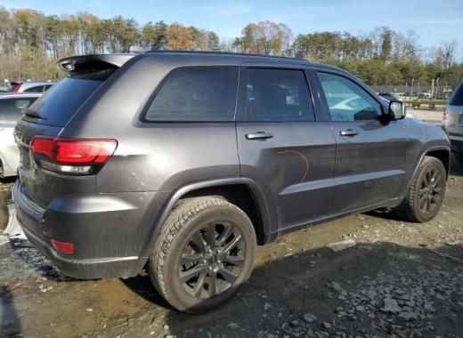 Jeep  - Grand Cherokee - 2017 - Grey - 82425304