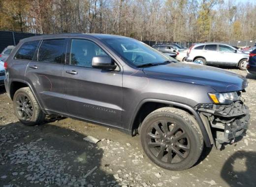 Jeep  - Grand Cherokee - 2017 - Grey - 82425304