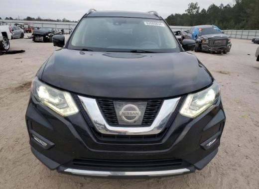 Nissan  - Rogue - 2017 - Black - 82680834