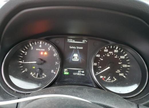 Nissan  - Rogue - 2017 - Black - 82680834