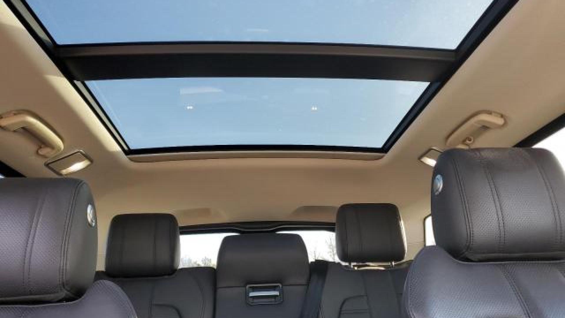 Range Rover - Sport - 2017 - Black - 83524854