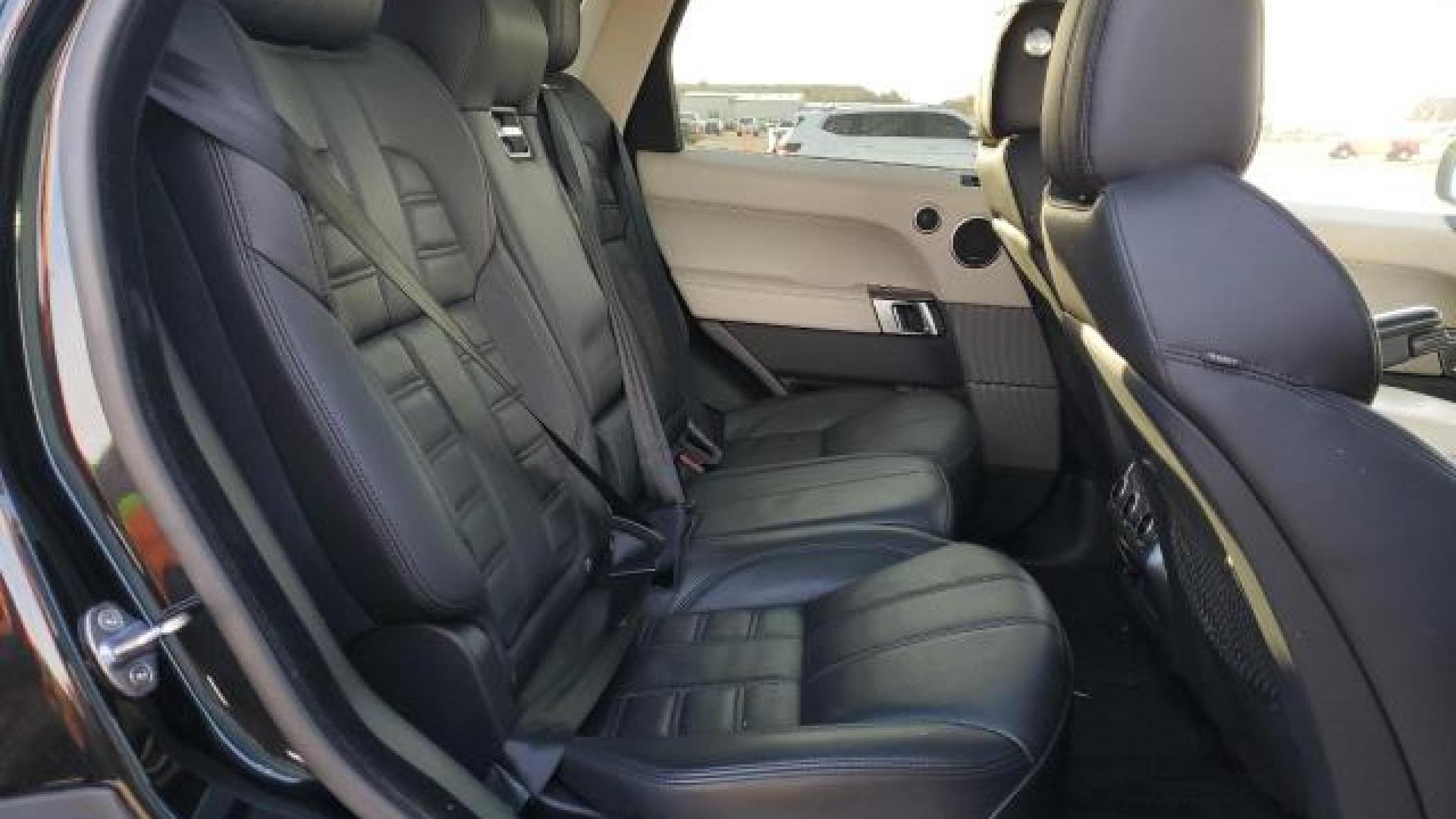 Range Rover - Sport - 2017 - Black - 83524854