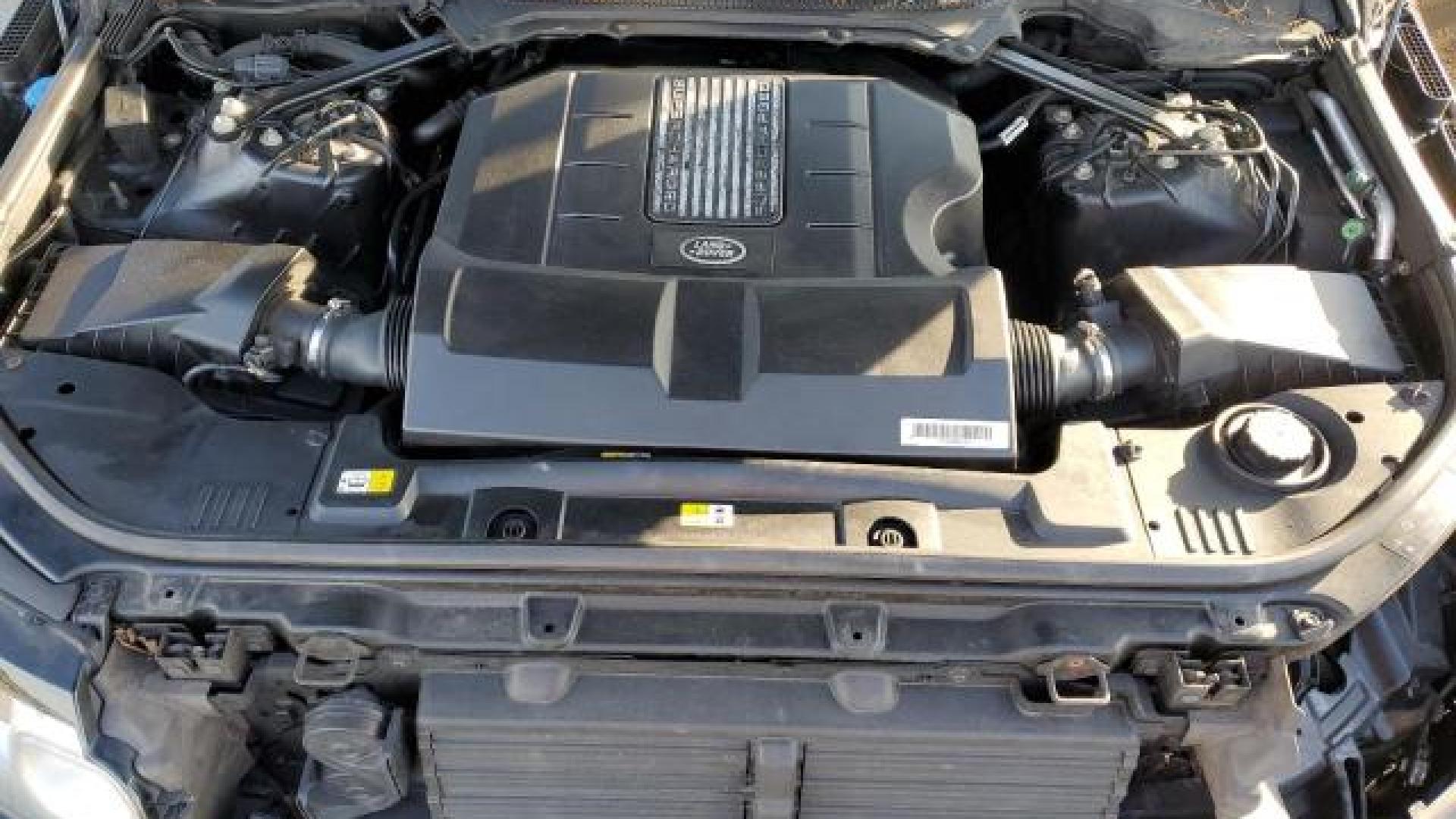 Range Rover - Sport - 2017 - Black - 83524854