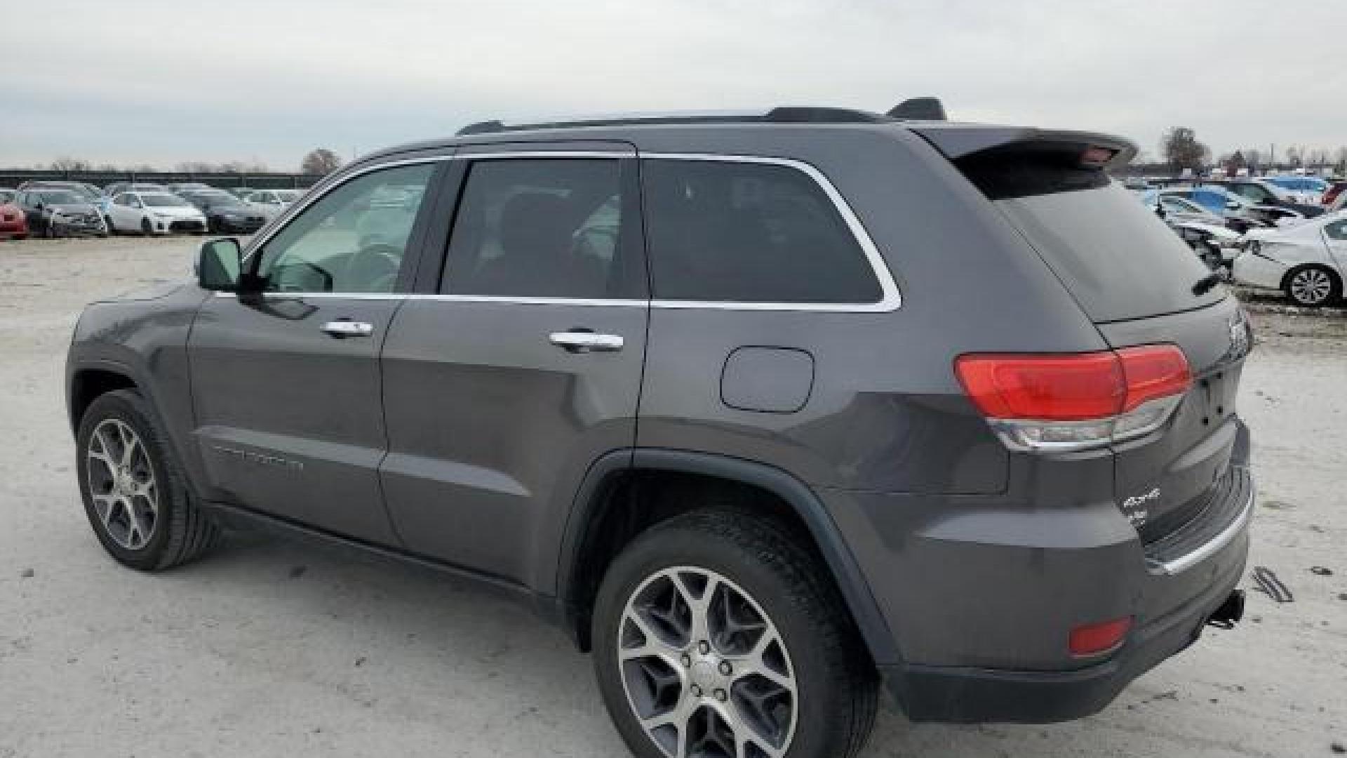 Jeep  - Grand Cherokee - 2019 - Grey - 84476694