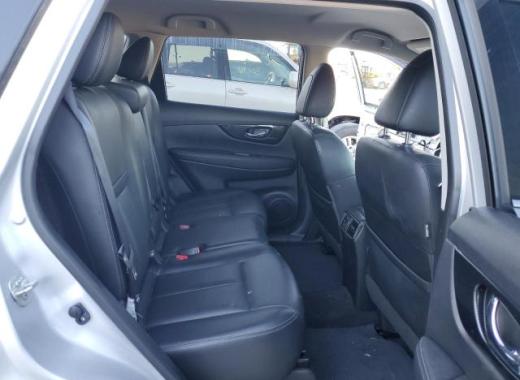 Nissan  - Rogue - 2017 - Silver - 84540834