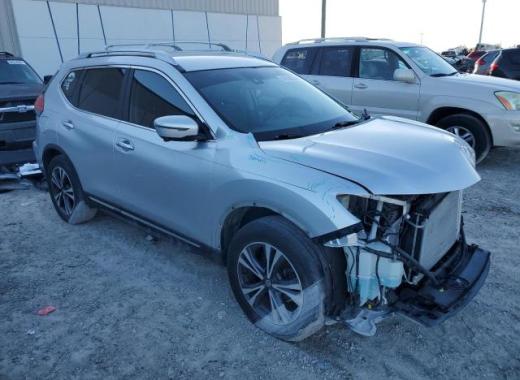 Nissan  - Rogue - 2017 - Silver - 84540834