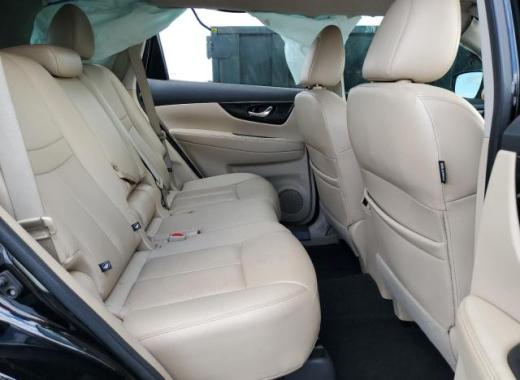 Nissan  - Rogue - 2017 - Black - 85318084