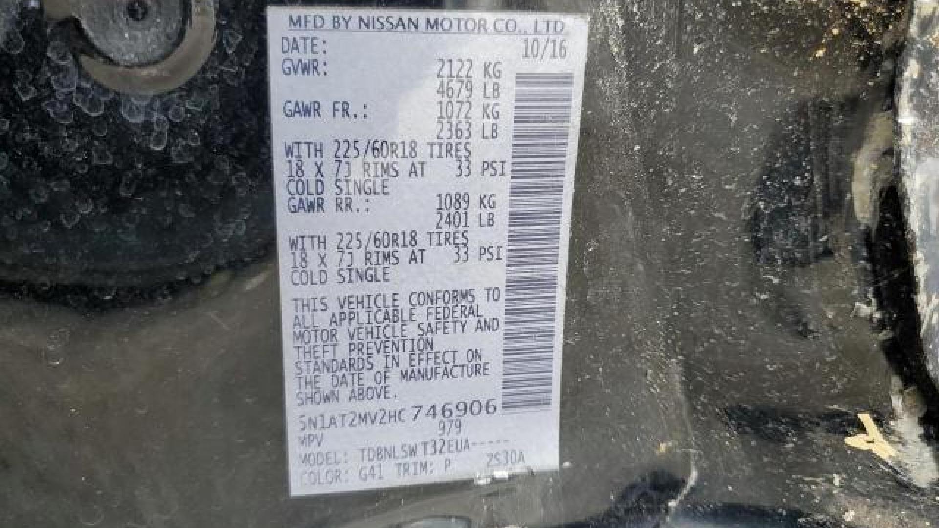 Nissan  - Rogue - 2017 - Black - 85318084