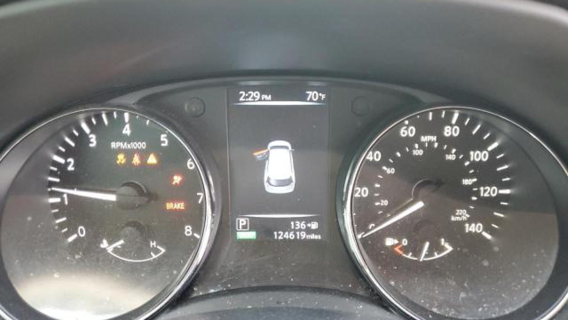 Nissan  - Rogue - 2017 - Black - 85318084