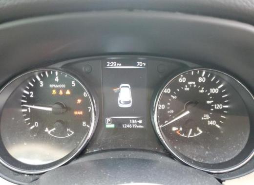 Nissan  - Rogue - 2017 - Black - 85318084