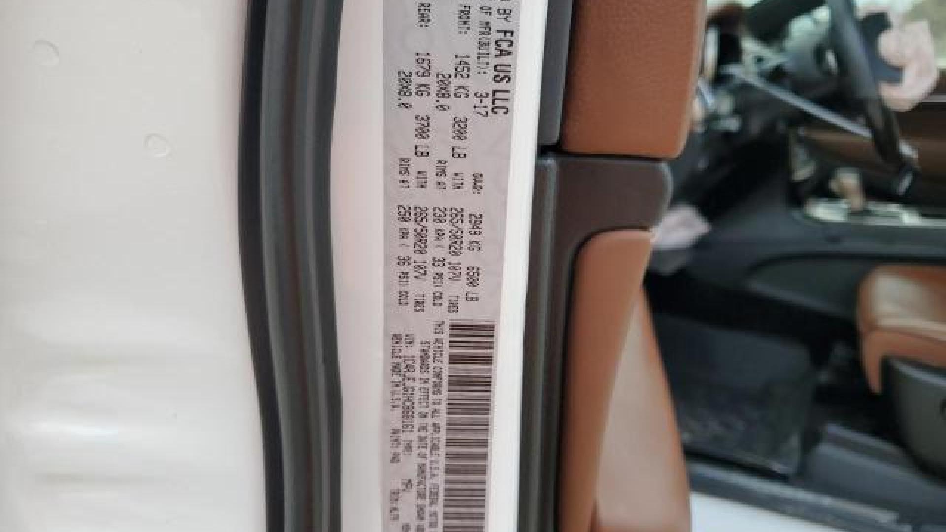 Jeep  - Grand Cherokee - 2017 - White - 85465874