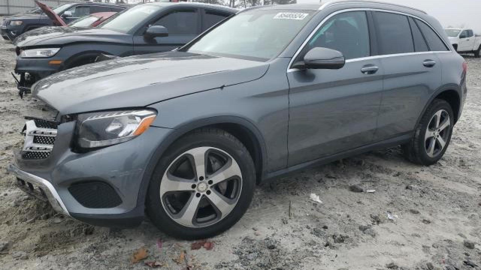 Mercedes - Glc300 - 2017 - Grey - 85485524
