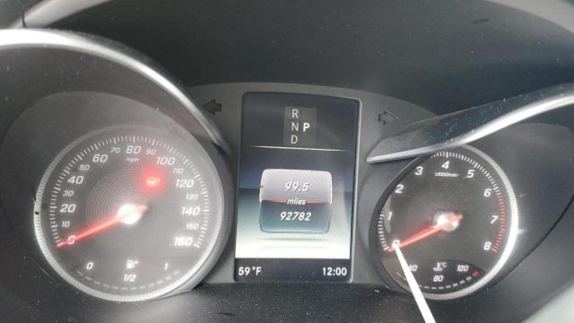 Mercedes - Glc300 - 2017 - Grey - 85485524