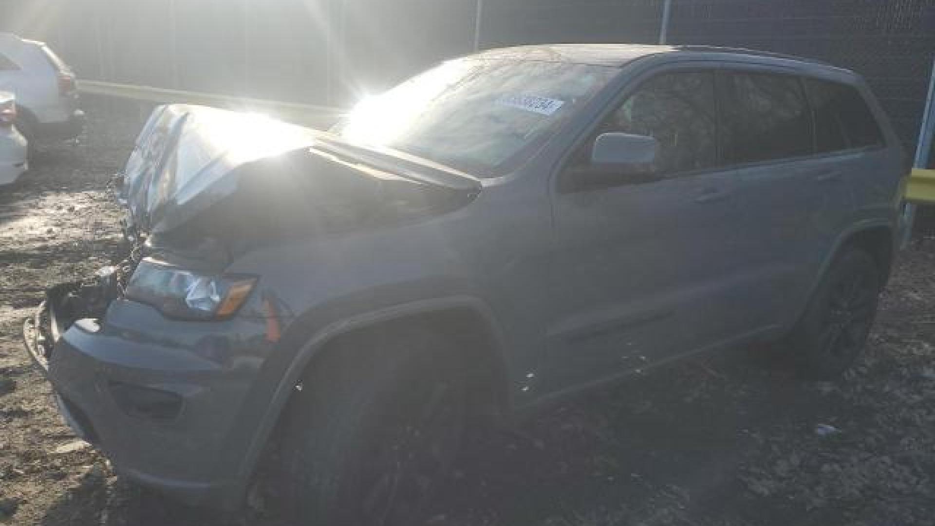 Jeep  - Grand Cherokee - 2019 - Nardo Grey - 85638234