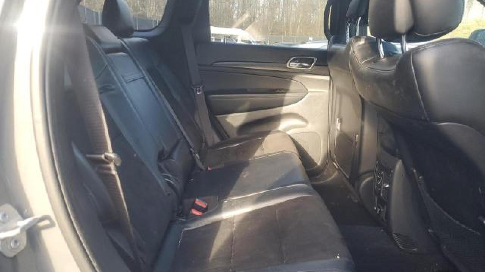 Jeep  - Grand Cherokee - 2019 - Nardo Grey - 85638234