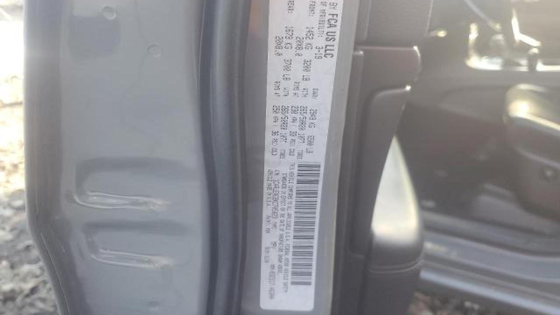 Jeep  - Grand Cherokee - 2019 - Nardo Grey - 85638234