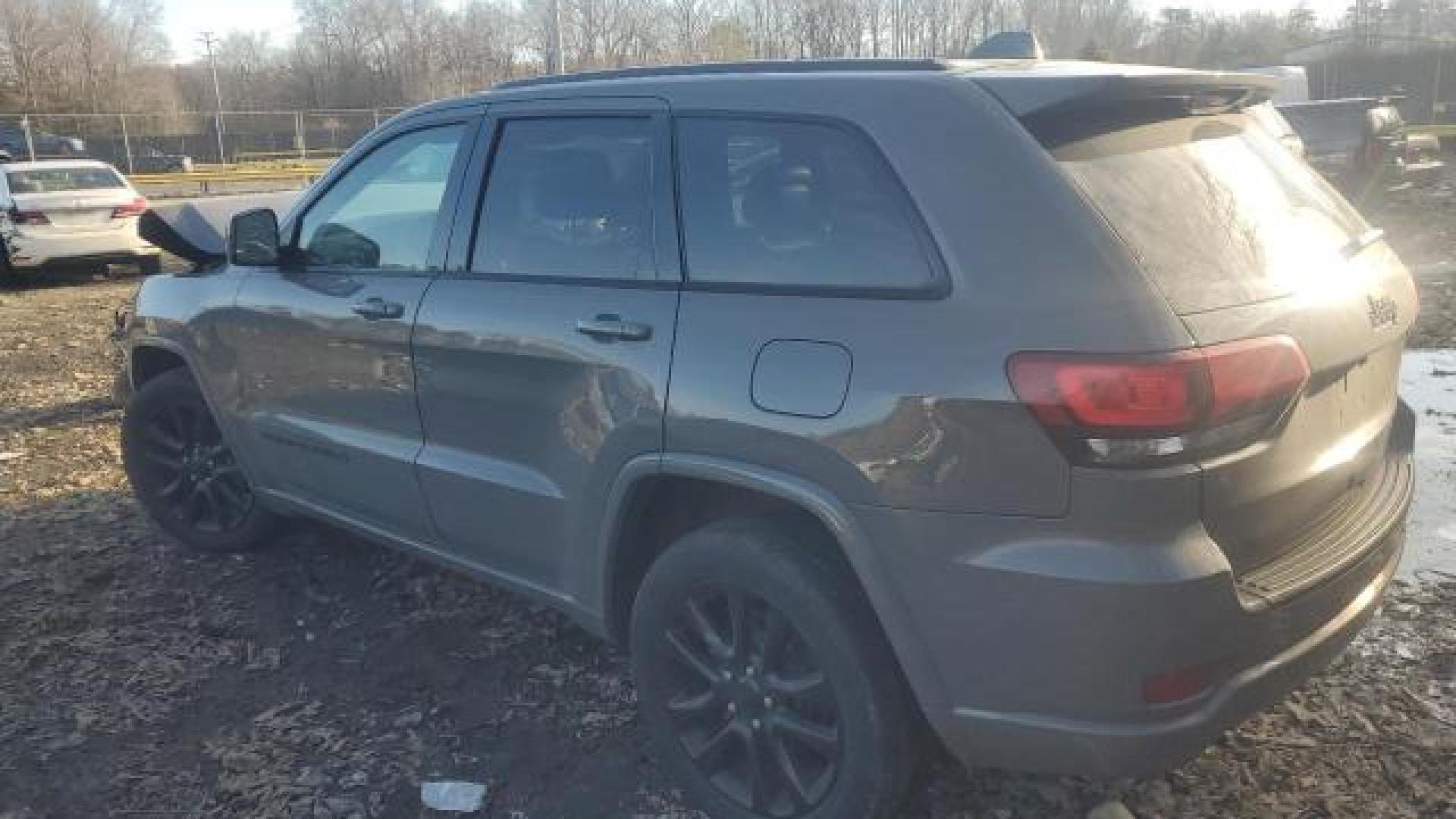 Jeep  - Grand Cherokee - 2019 - Nardo Grey - 85638234