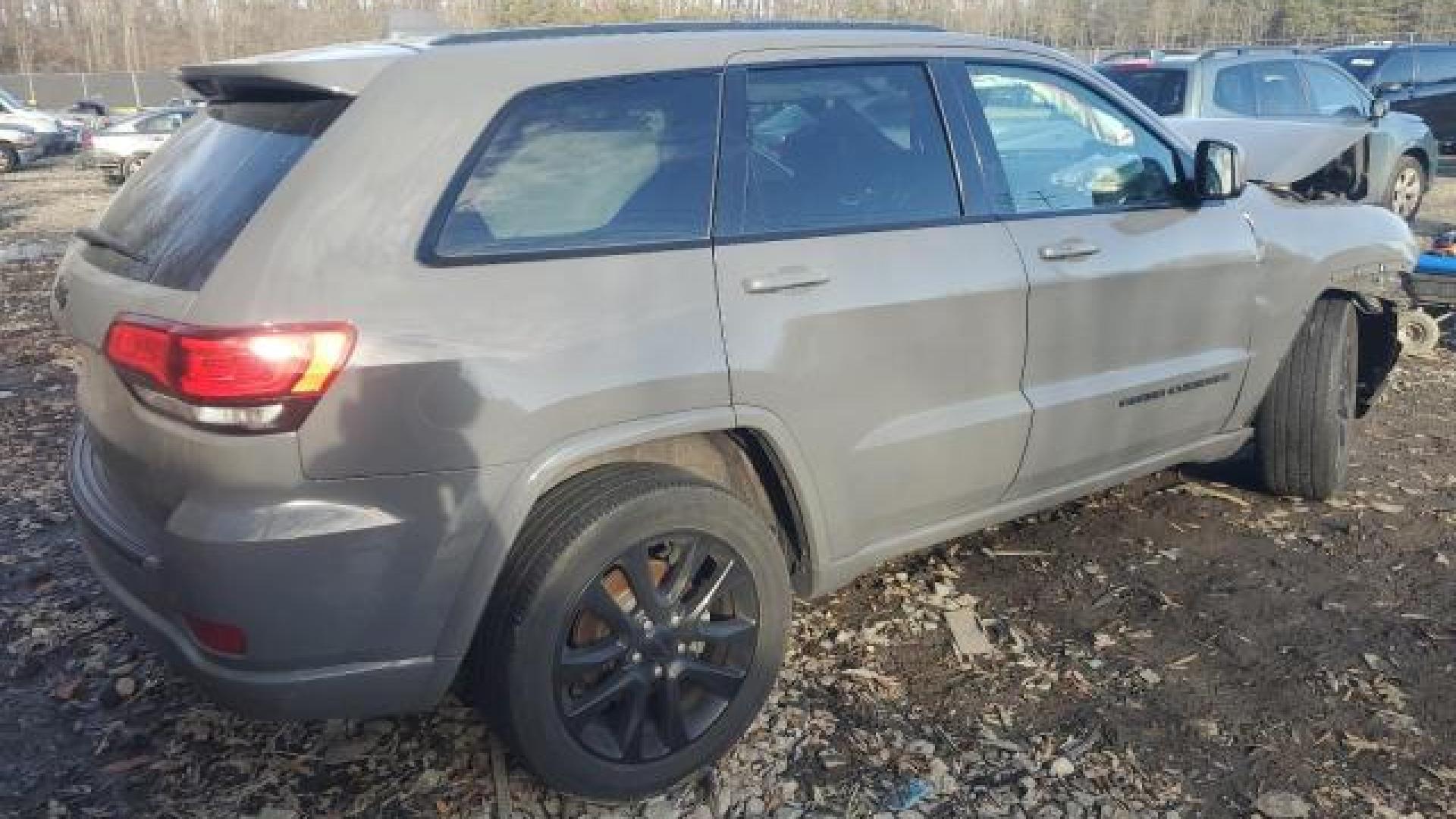 Jeep  - Grand Cherokee - 2019 - Nardo Grey - 85638234