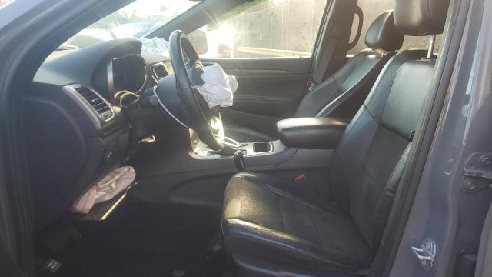 Jeep  - Grand Cherokee - 2019 - Nardo Grey - 85638234