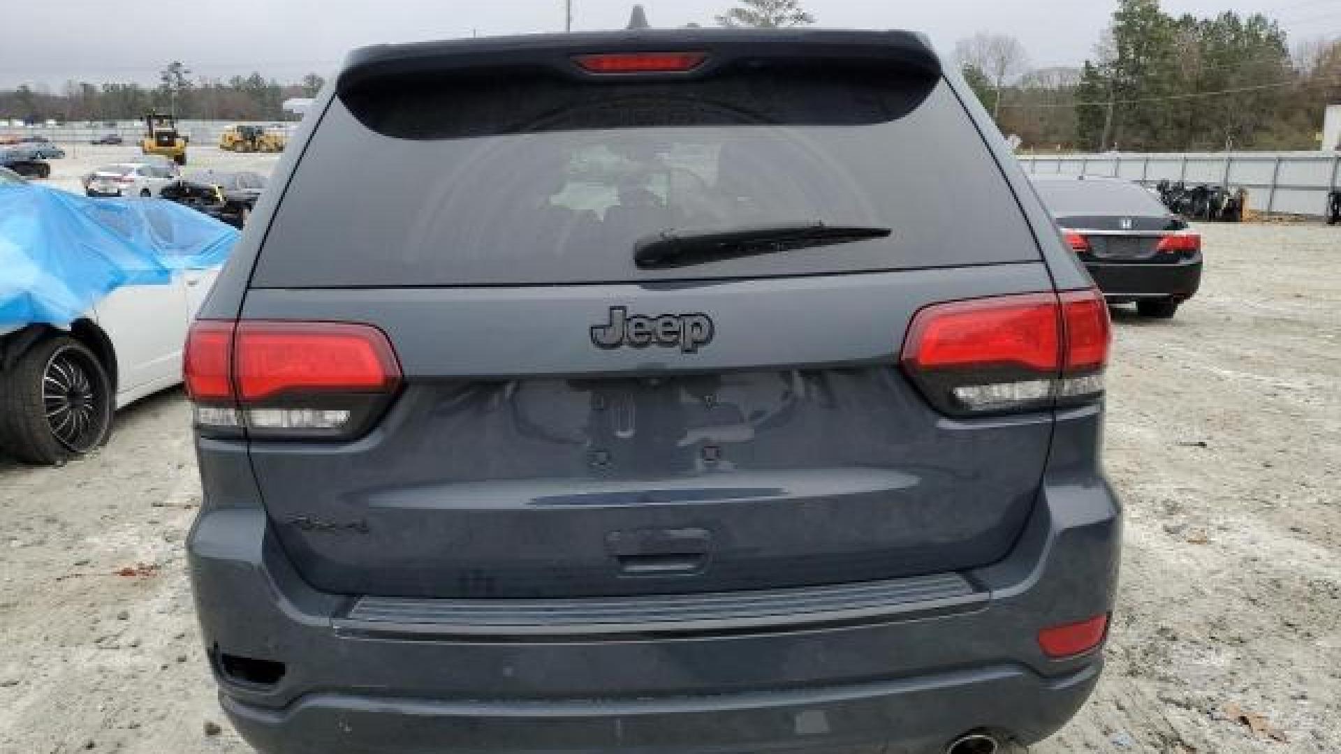 Jeep  - Grand Cherokee - 2017 - Navyblue - 85740774