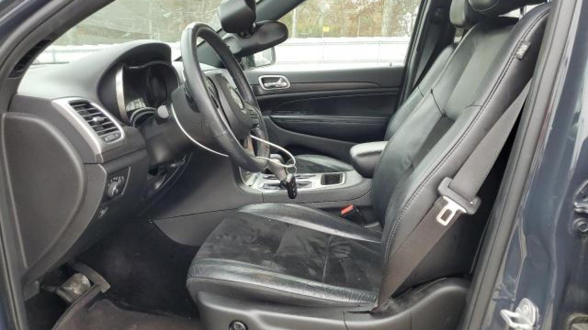 Jeep  - Grand Cherokee - 2017 - Navyblue - 85740774