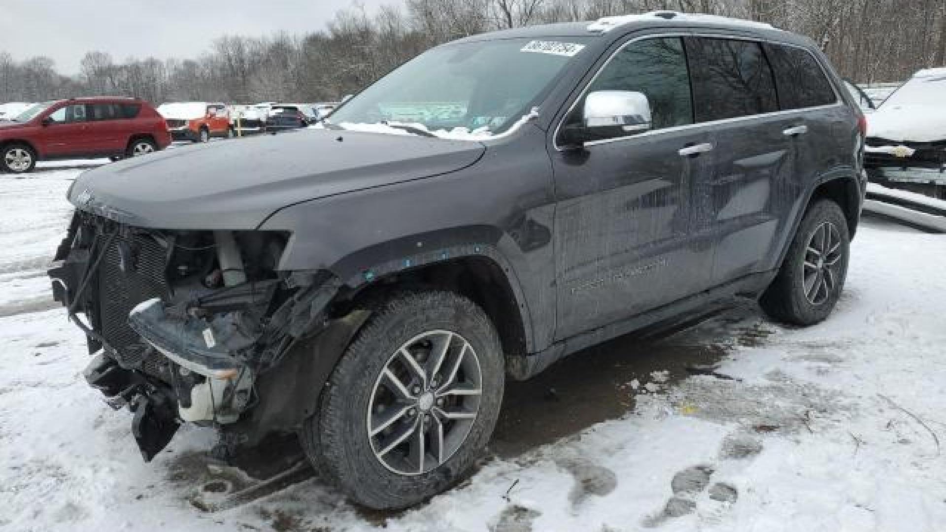 Jeep  - Grand Cherokee - 2017 - Grey - 86702754