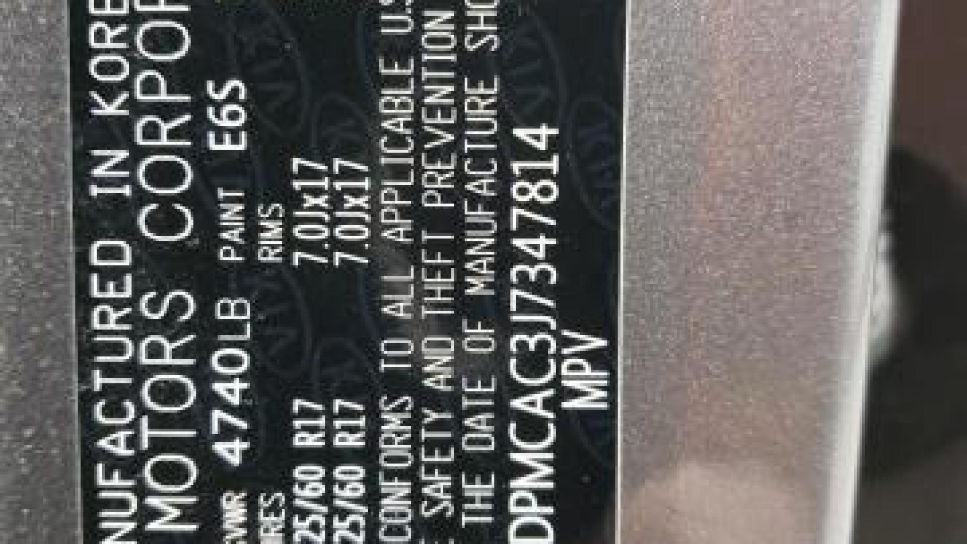 Kia - Sportage - 2018 - Grey - 87279894